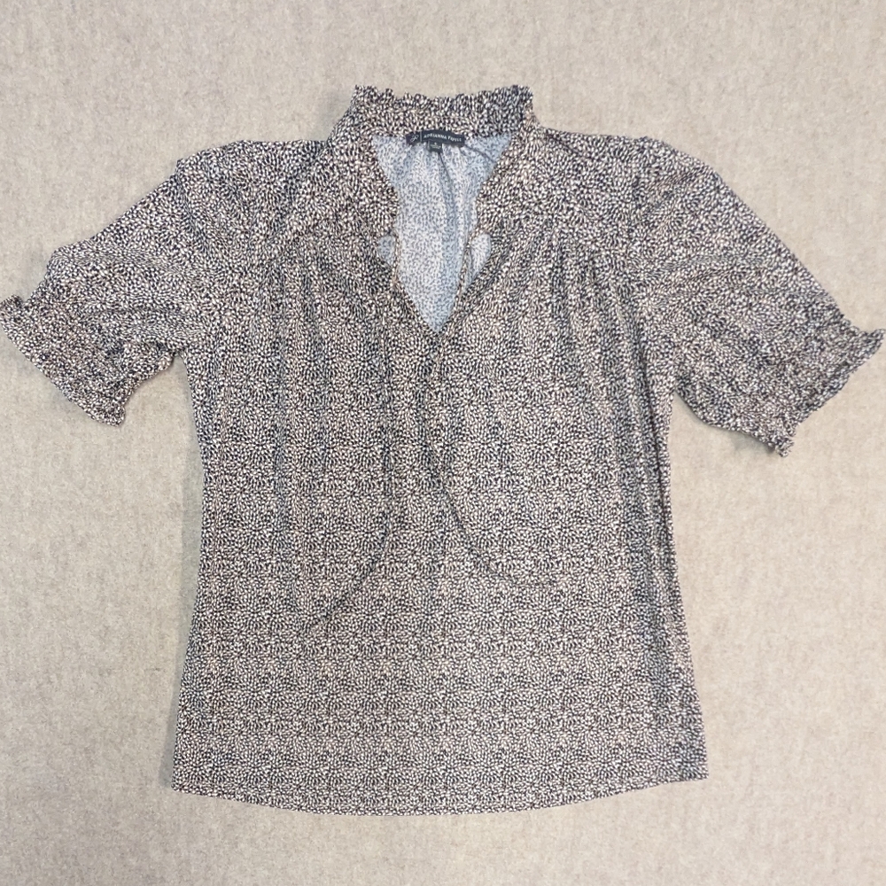 Ruffle Detail Tan Dotted Blouse From Adrianna Papell Tie Neck Size Women's Small